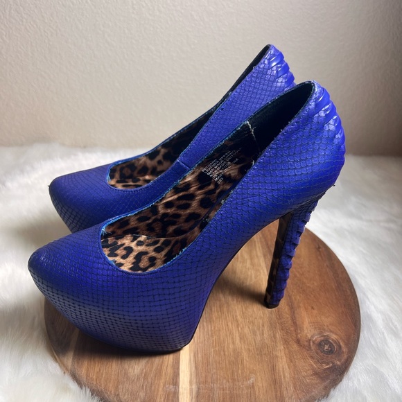 Betsey Johnson Bethani Blue Platform Heels Size 7.5 - Picture 5 of 11